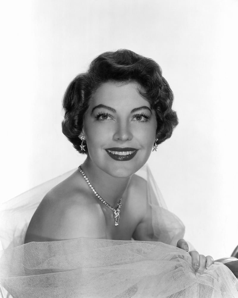 Ava Gardner Canvas Art - (16 x 20)