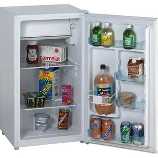 Freezerless Mini Fridges in Mini Fridges & Compact Refrigerators 