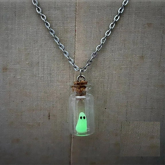 Avdolw Ghost in A Bottle Pendant Necklace,Glow In The Dark Ghost Necklace The Adopt A Ghost Necklace Halloween Jewelry for Women and Men