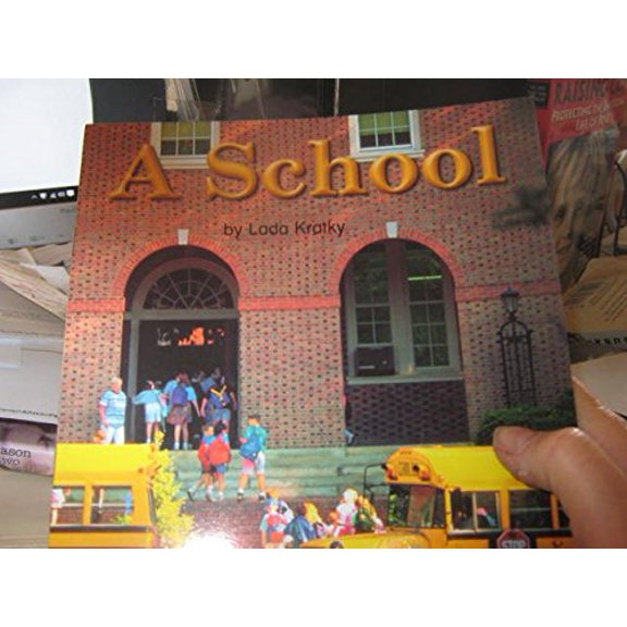 Pre-Owned Avenues (Little Language Books): A School (Alphachant Phonics) (Paperback) 0736217916 9780736217910