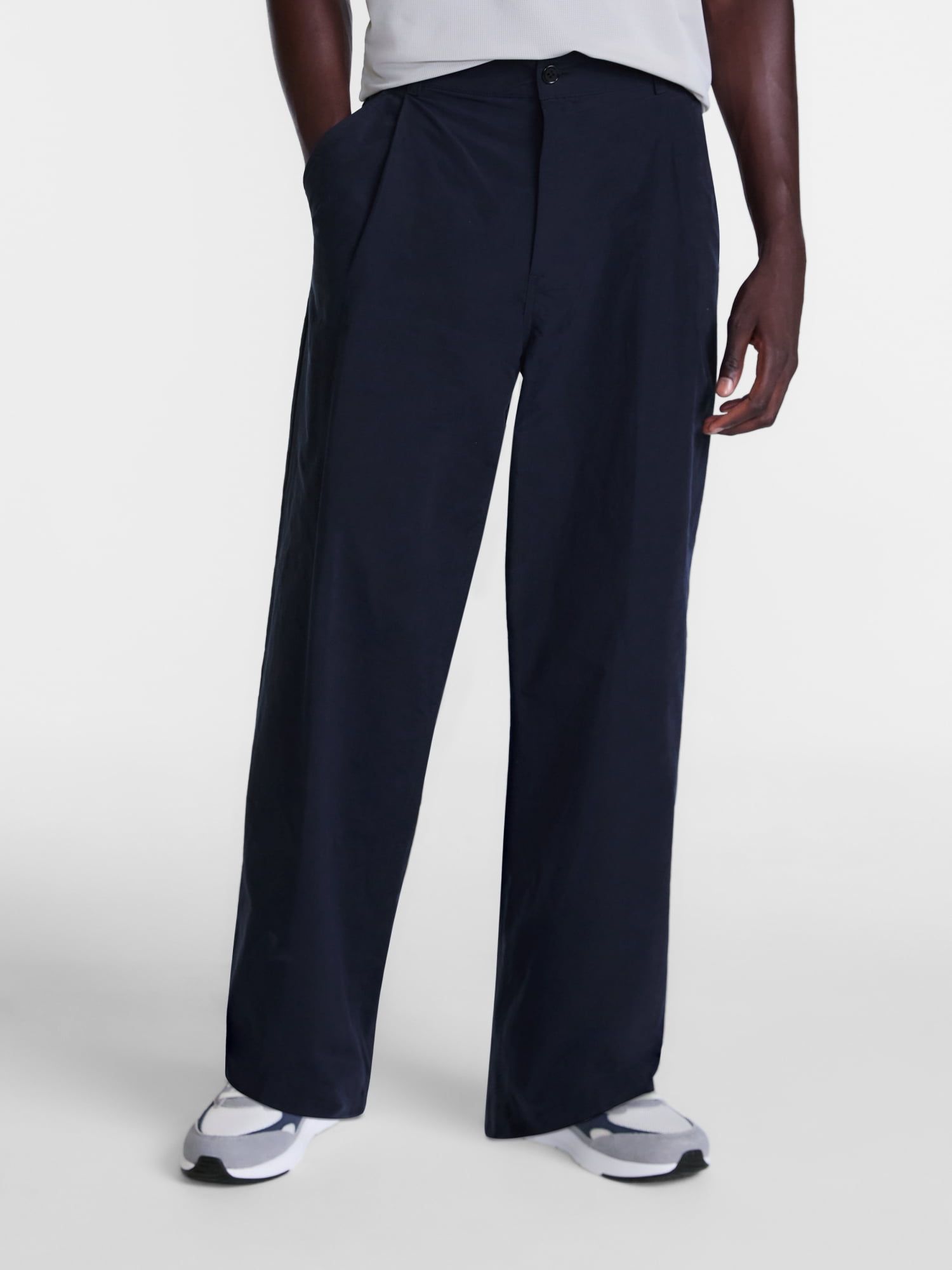 Avia Men's Loose Fit Open Hem Pleated Pants, Sizes 30-44