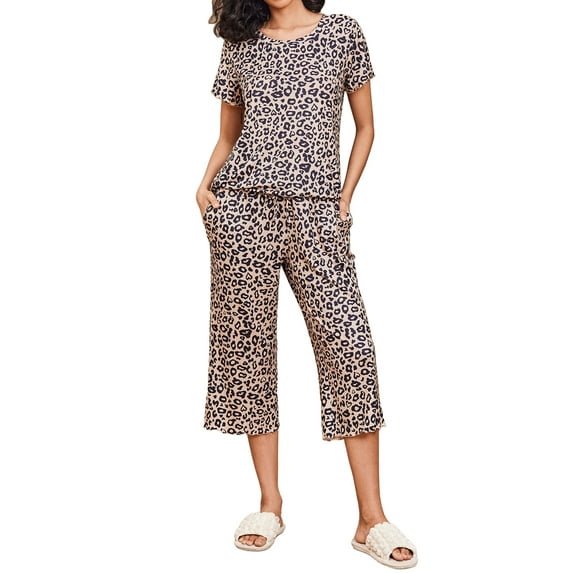 Avidlove Women's Capri Pajama Sets Short Sleeve Two-Piece Pjs V Neck Tops & Pants Printed Lounge Sets S-2XL