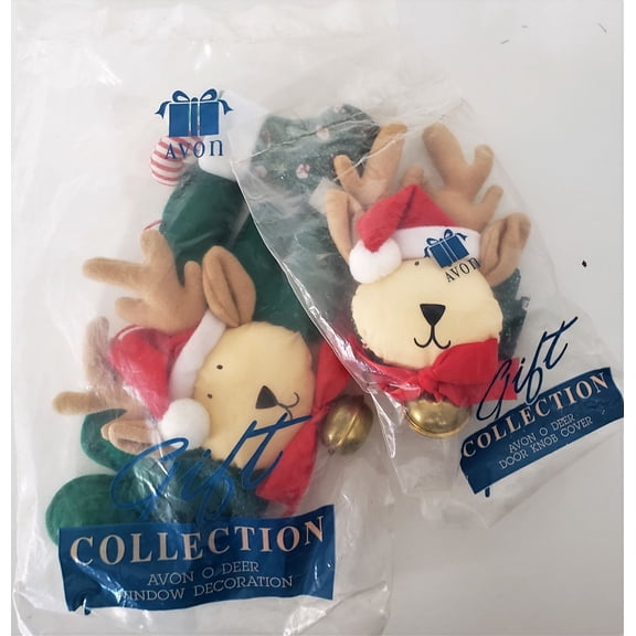 Avon O Deer Santa Reindeer Door Knob Cover & Window Decoration Set