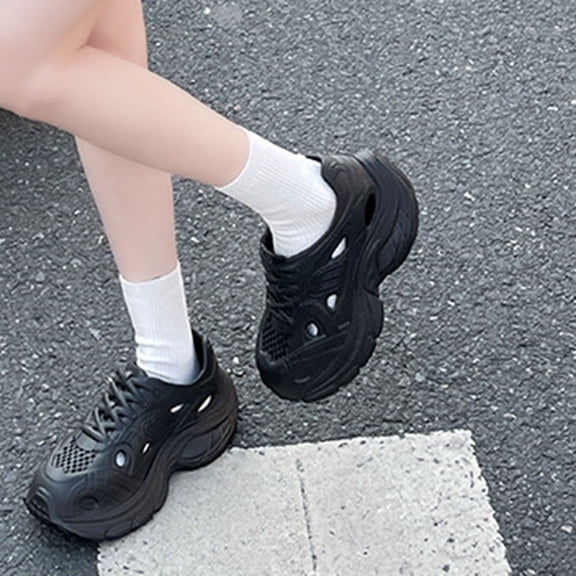 Avrnliq Unisex Black EVA Clogs Lightweight Waterproof Slip On Shoes Non Slip Comfortable Indoor Outdoor Garden Beach Casual Footwear for Men Women,Size 40-41