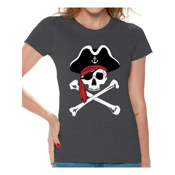Awkward Styles Jolly Roger Skull Tshirt for Women Jolly Roger Skull Flag Gifts for Her Dia de los Muertos Shirts Women's Pirate Skull Shirt Day of the Dead Outfit Pirate Skull Flag Shirt for Women