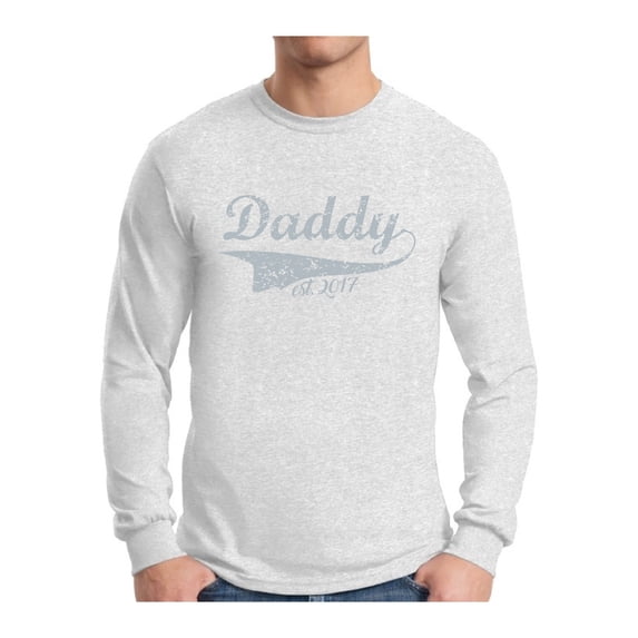 Awkward Styles Men's Daddy Est. 2017 New Daddy To Be Vintage Graphic Long Sleeve T-shirt Tops