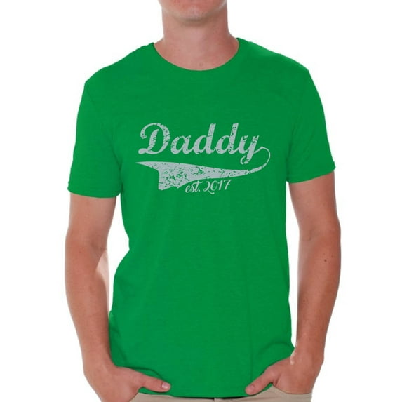Awkward Styles Men's Daddy Est. 2017 New Daddy To Be Vintage Graphic T-shirt Tops