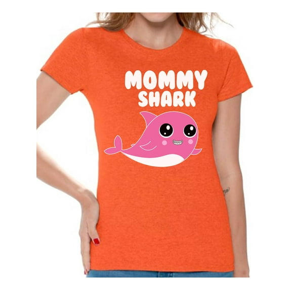 Awkward Styles Mommy Shark T-shirt for Her Shark Family T Shirt Matching Shark Shirts for Family Shark Gifts for Mom Shark Themed Party Outfit for Mom Shark Women T-Shirt Family Vacation Shirts