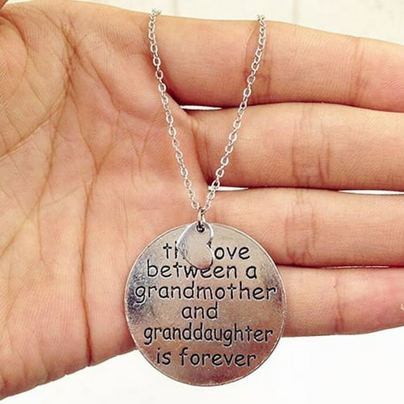 Awwp Silver 1*Heart Necklace the Love Between Grandma and Granddaughter Love Pendant Necklace the Love Between a Grandmother Love Necklace