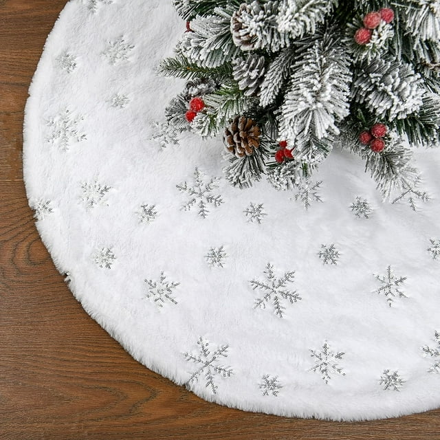 White Christmas Tree Skirt Walmart 