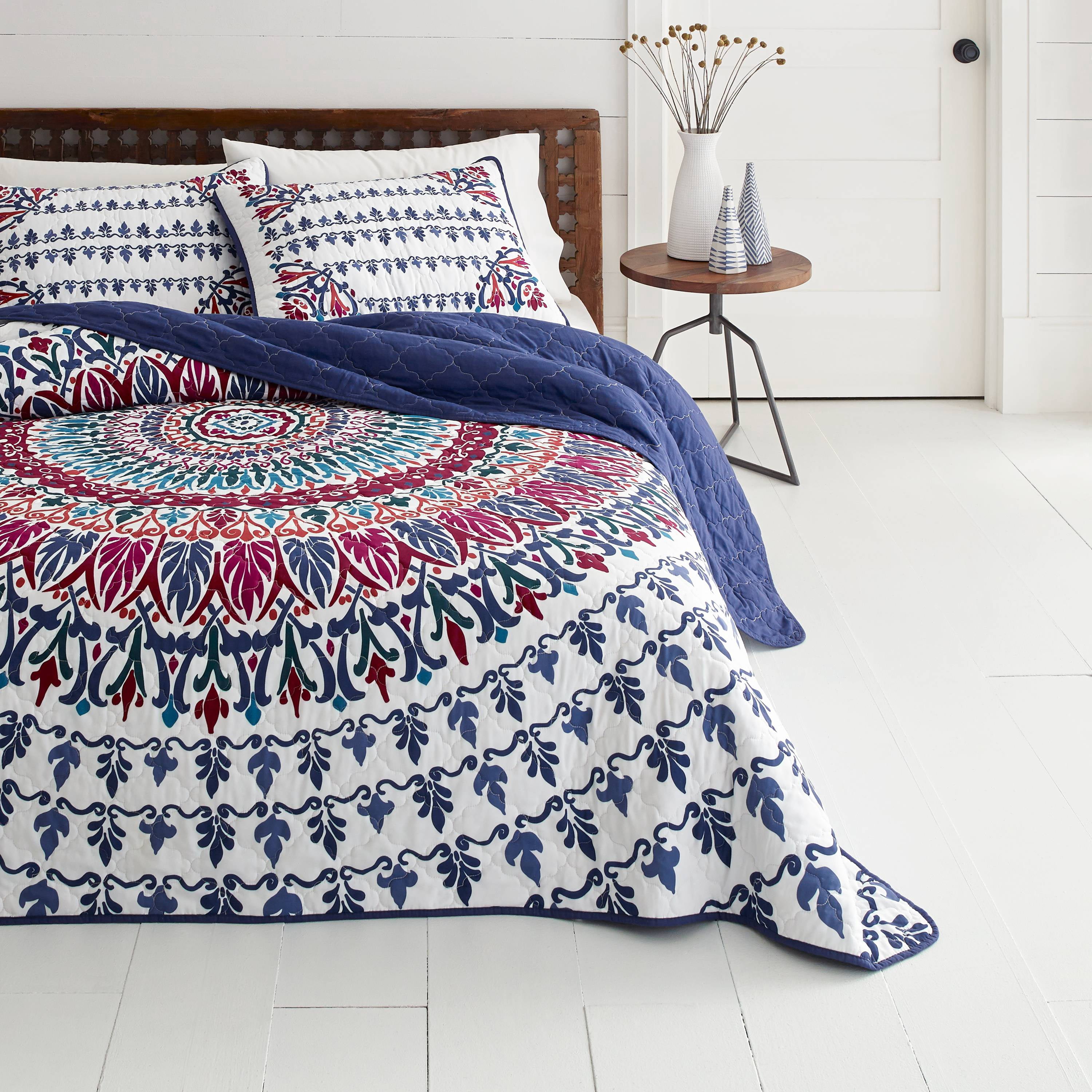 azalea skye henna medallion quilt set