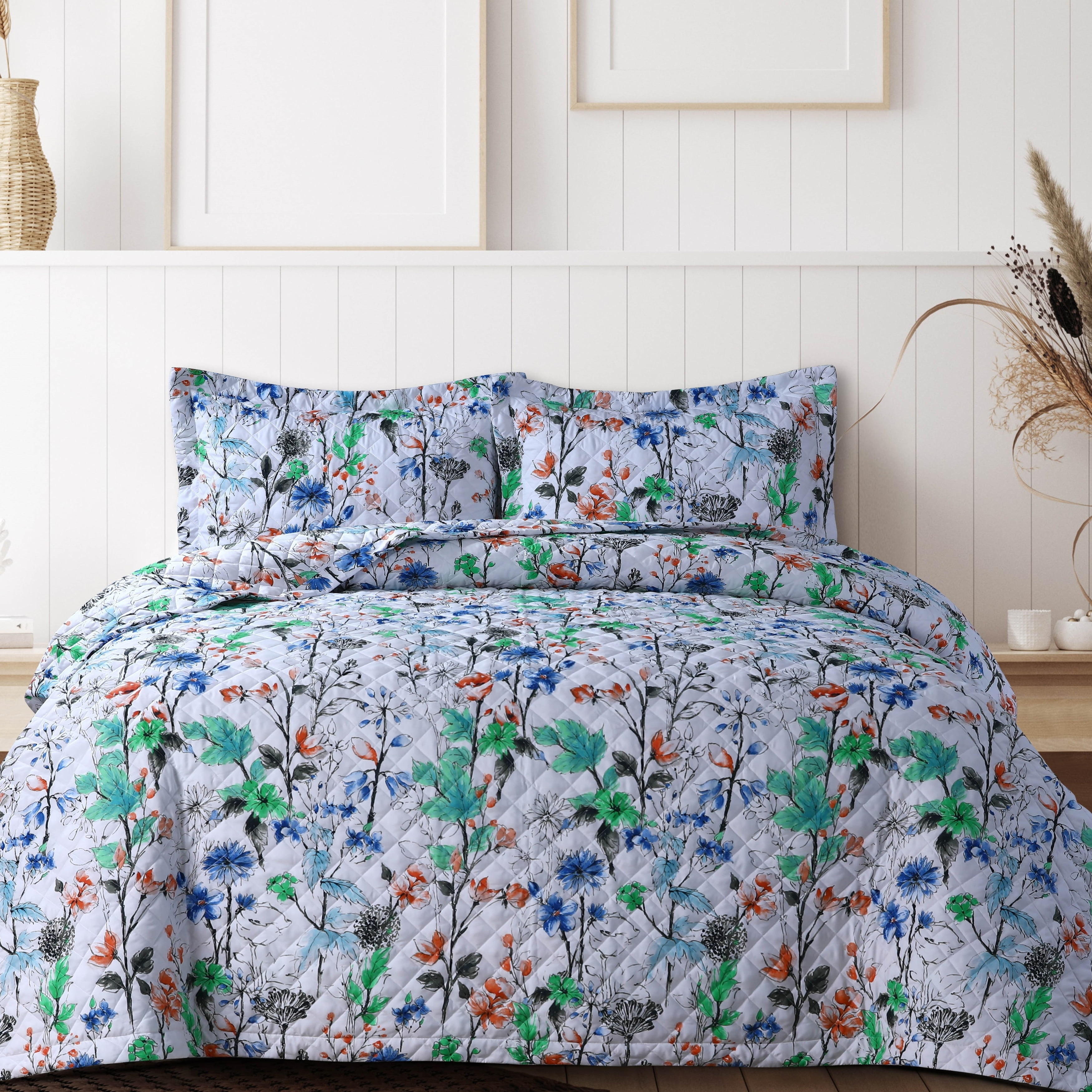 Green Floral Microfiber Full Quilt Set with Shams