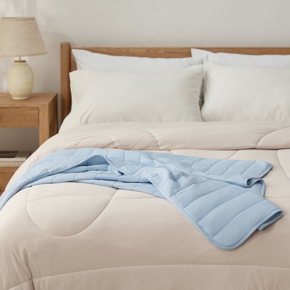 Breescape temperature regulating oversize cooling throw blanket, super soft cool touch, BLUE