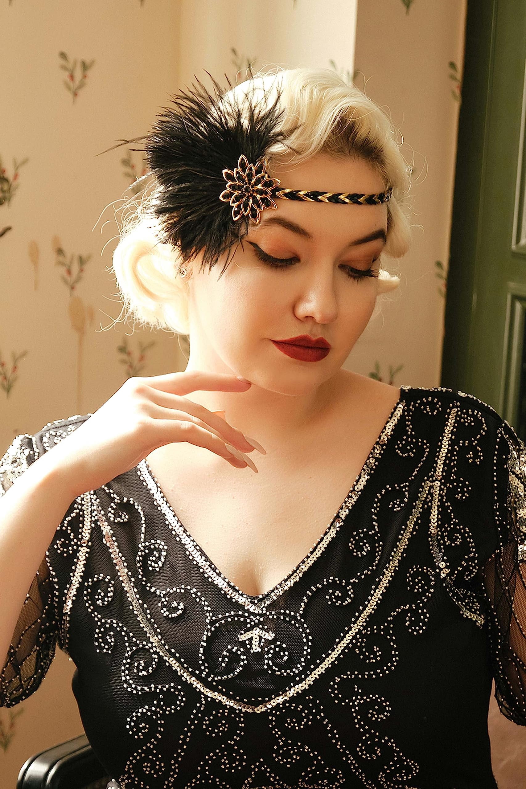 1920s Feather Headpiece Womens Black Ostrich Crystal Flapper Hair Accessories 1920s Flapper Black Feather Headpiece Hair Clip Pin Crystal  main image 3