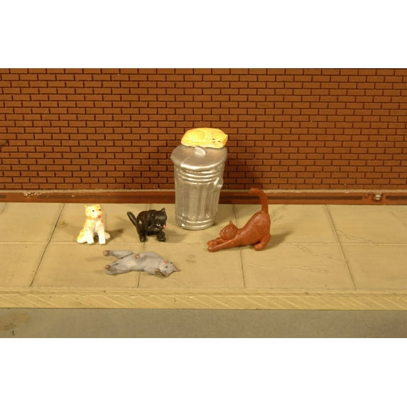 Bachmann - Cats with Garbage Can - O Scale