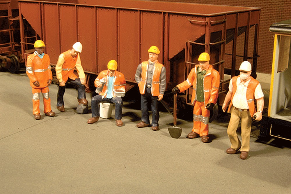 Bachmann SceneScapes Stech-Fichte Bäume (3er Pack) - 20-25 Cm Hoch, O Skala 1:48, Für Modellbahn & Dioramen