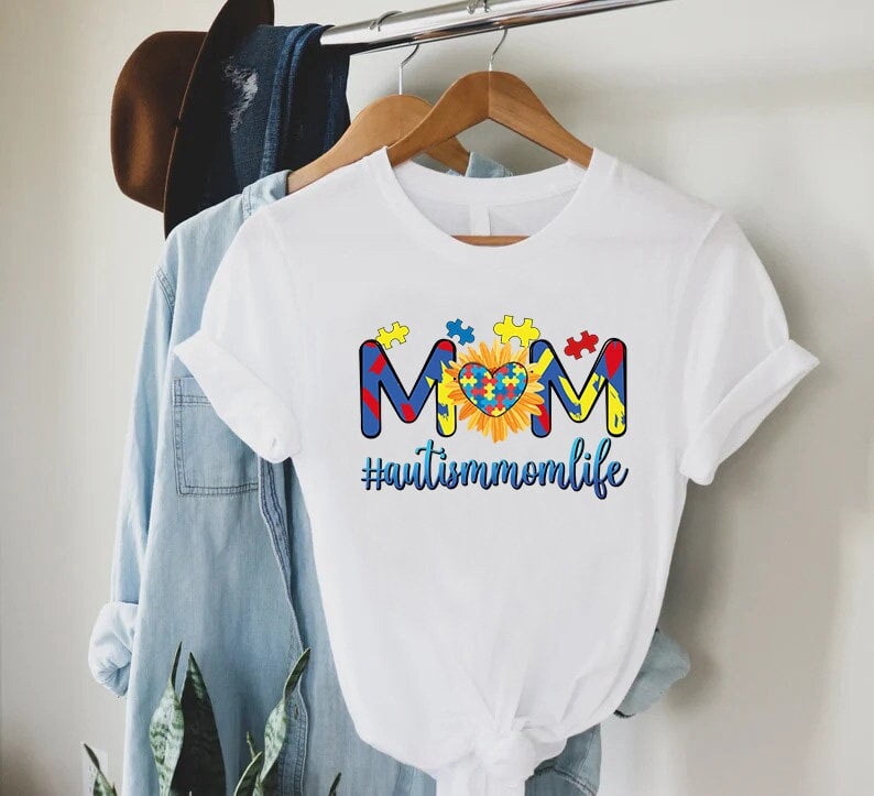 BANJOJO Autism Mom Life Shirt, for Autism Mom,Sunflower Autism Awareness T-Shirt