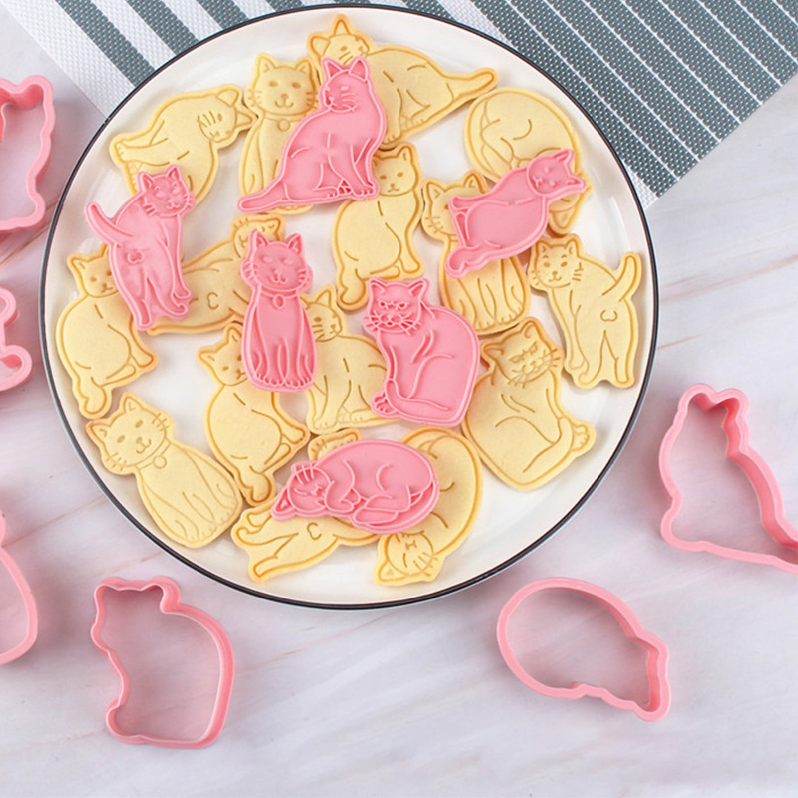 BAOLIANKE Cookie Molds,Little Cat Biscuits Mould Plastic 3d Three