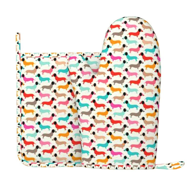 Dachshund Oven Mitts & Pot Holders Set (4 Piece Set) Dachshund Oven Mitts & Pot Holders Set (4 Piece Set)