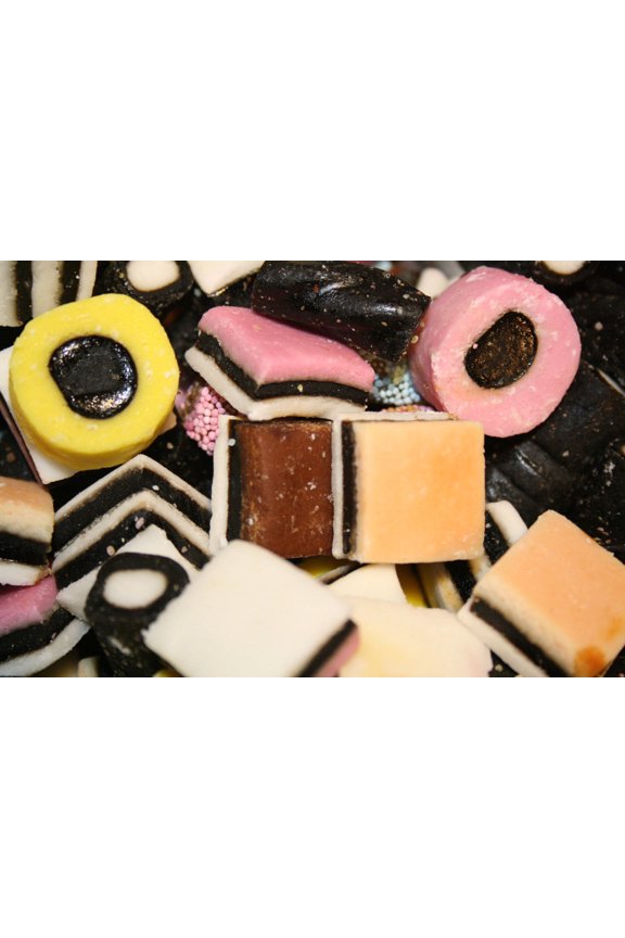 BAYSIDE CANDY ENGLISH LICORICE ALLSORTS, 1LB
