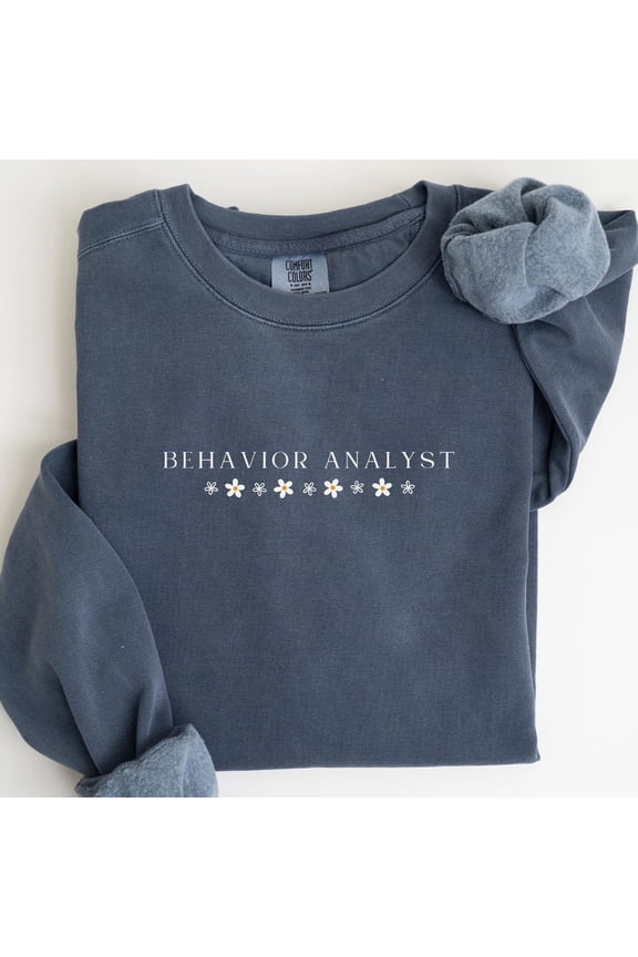 BCBA TShirt Daisy Design Behavior Analyst Gift
