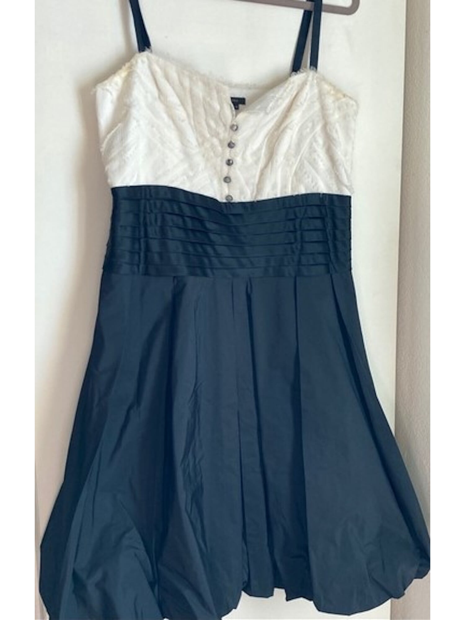 Bcbgmaxazria colorblock shift dress hot sale