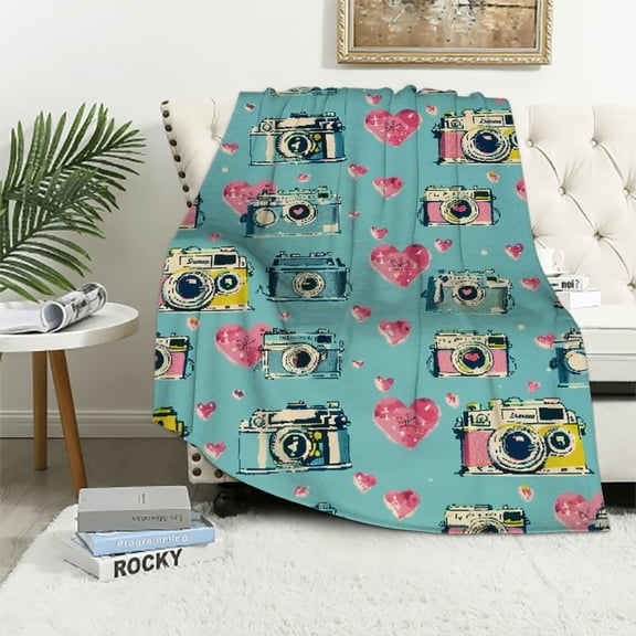 BCIIG Cameras Hearts Kitsch Warm Lightweight Soft Fleece Blanket Throw Blanket for Living Rooms Sofa Decor Cow Gifts All Seasons Flannel Material Blanket 40x50in