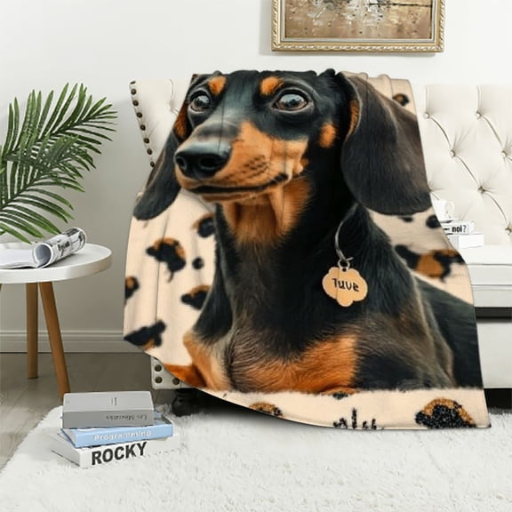 BCIIG Dachshund Blanket Dachshund Gifts for Women Super Soft Daschund Throw Just a Girl Who Loves Dachshund Blanket Wiener Dog Lightweight Flannel Gifts Blankets for Kids Adults 50x60in