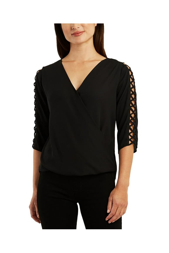 Women's Juniors' Surplice V-Neck Latticed 3/4-Sleeve Top Black B4HP (Juniors,M)