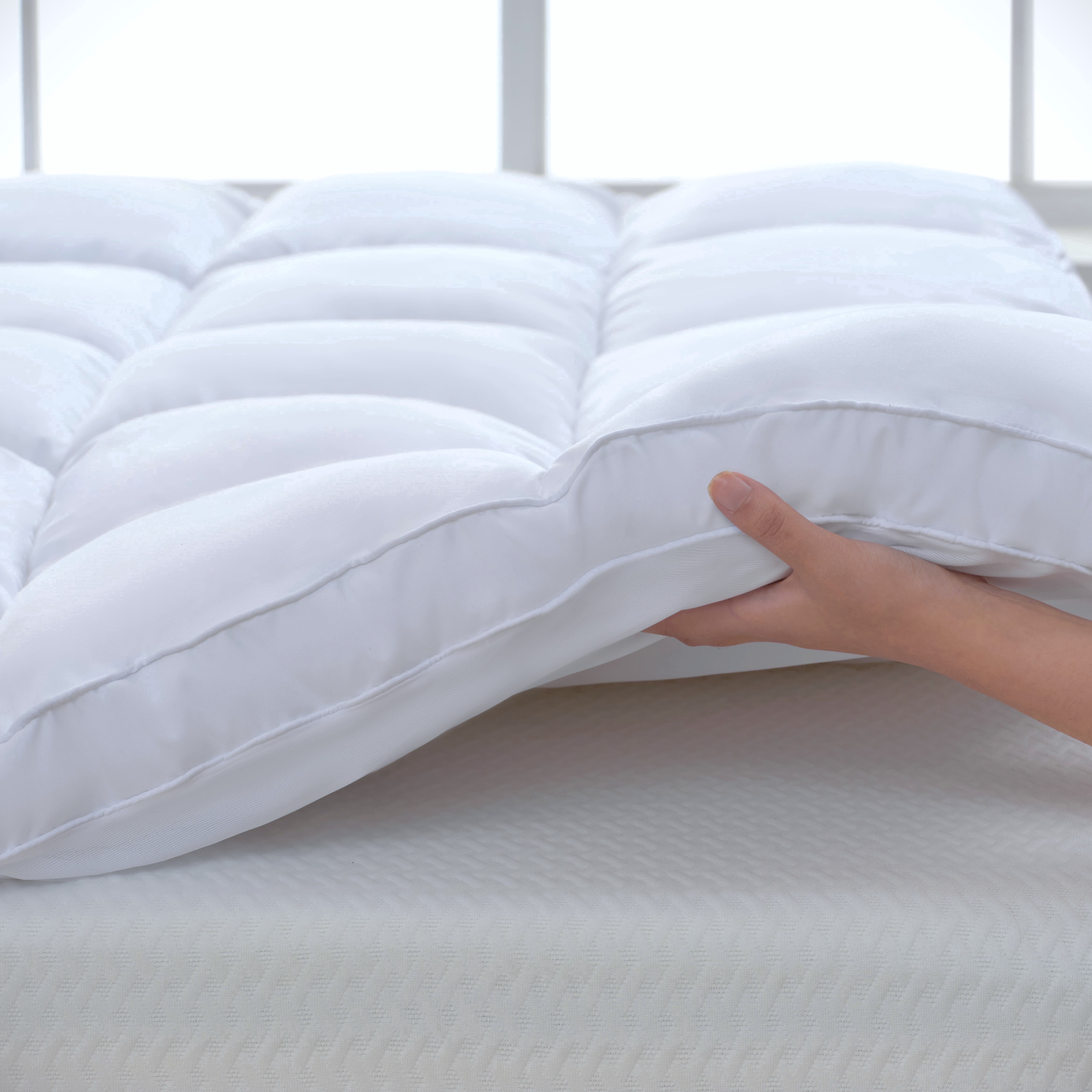 BDEUS King Size Extra Thick Mattress Topper, Cooling Mattress Pad Cover, Pillow Top Protector with 8-21 inch Deep Pocket, White