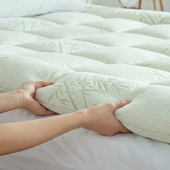 BDEUS King size Mattress Topper for Back Pain,Bamboo Mattress Pad Cover,Mattress Pad,8-21" Deep Elastic Pocket, Plush Soft Down