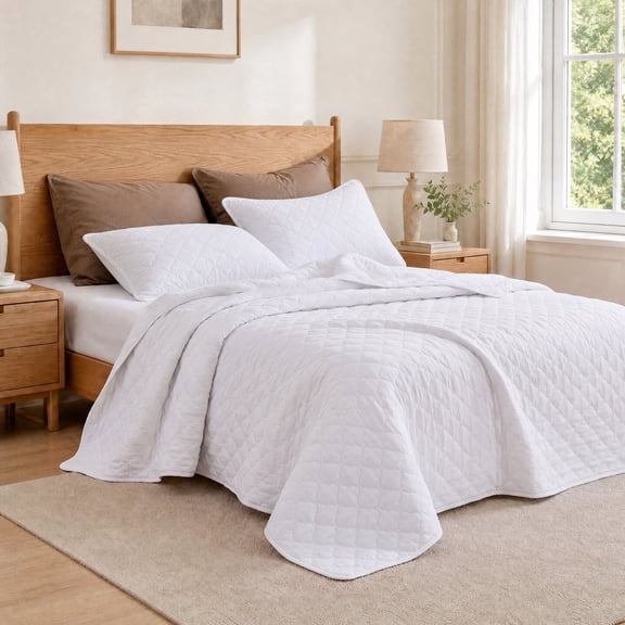 BDEUS Full/Queen Quilt Set, Soft Bed Summer Lightweight Bedspread Coverlet,3 Pieces Cloud Quilt Stitching for All Season, White