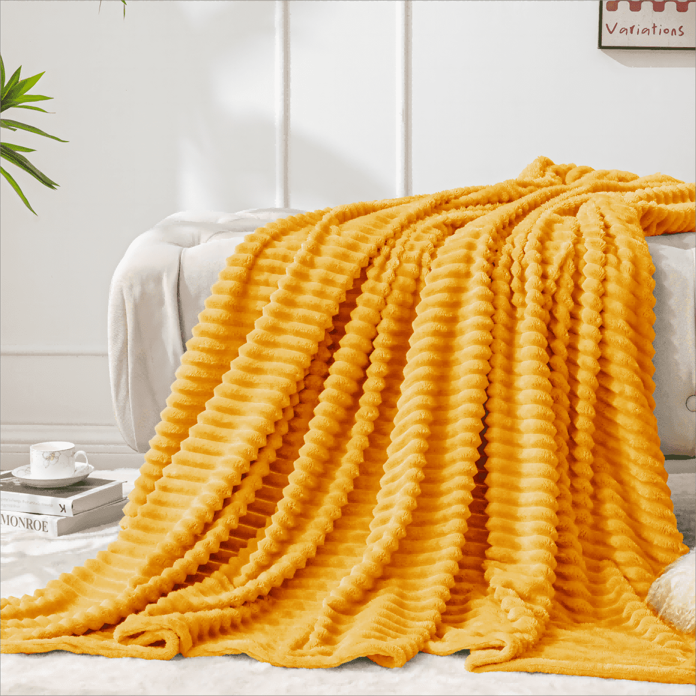 BEDELITE Fleece Blanket - 3D Ribbed Jacquard Yellow Throw Blanket Lightweight Warm Cozy Soft Fuzzy Blankets All Seasons Suitable 50x60 inches