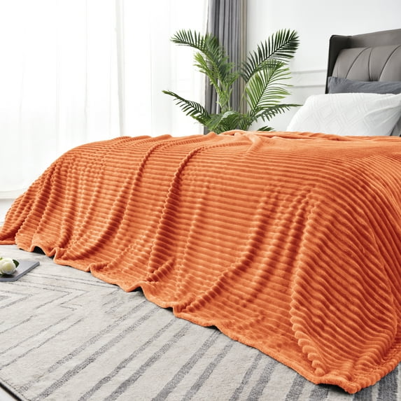BEDELITE Fleece Blanket Queen Size, 3D Ribbed Jacquard Cozy, Fuzzy, Plush Lightweight Throw Blankets for Couch, Bed, Sofa(Orange, 90x90 inches)