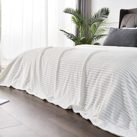 BEDELITE Fleece Blanket Queen Size – 3D Ribbed Jacquard Soft and Warm Decorative Fuzzy Blankets – Cozy, Fluffy, Plush Lightweight Throw Blankets for Couch, Bed, Sofa(White, 90x90 inches)