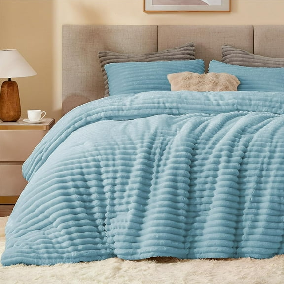 BEDELITE Fleece King Comforter Set -Super Soft & Warm Fluffy Light Blue Bedding, Luxury Fuzzy Heavy Bed Set for Winter with 2 Pillow Cases
