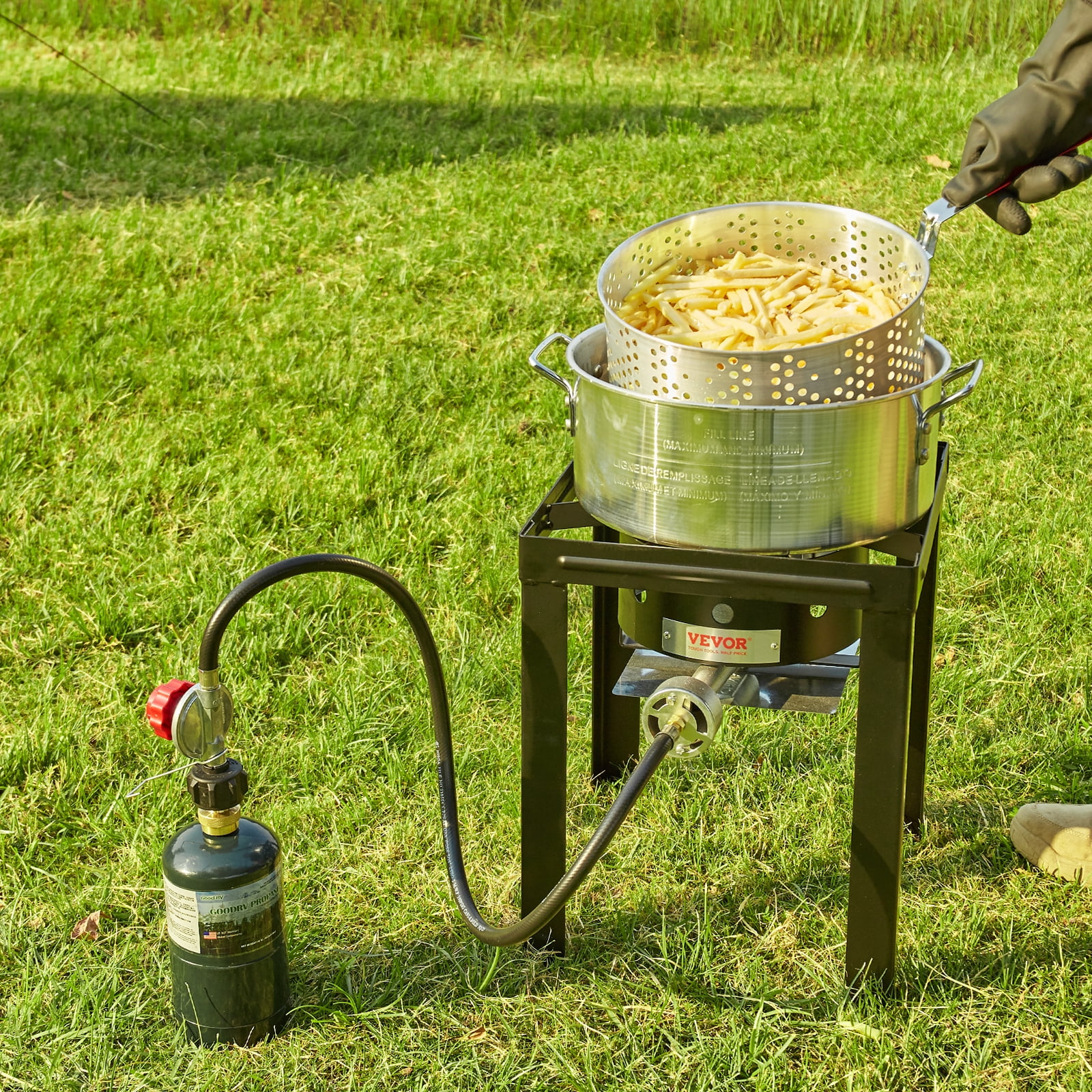 Gas One Turkey Frying Set Includes Burner, Stockpot, Steamer