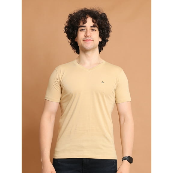 BERRYBLUES Solid Men V Neck Green T-Shirt