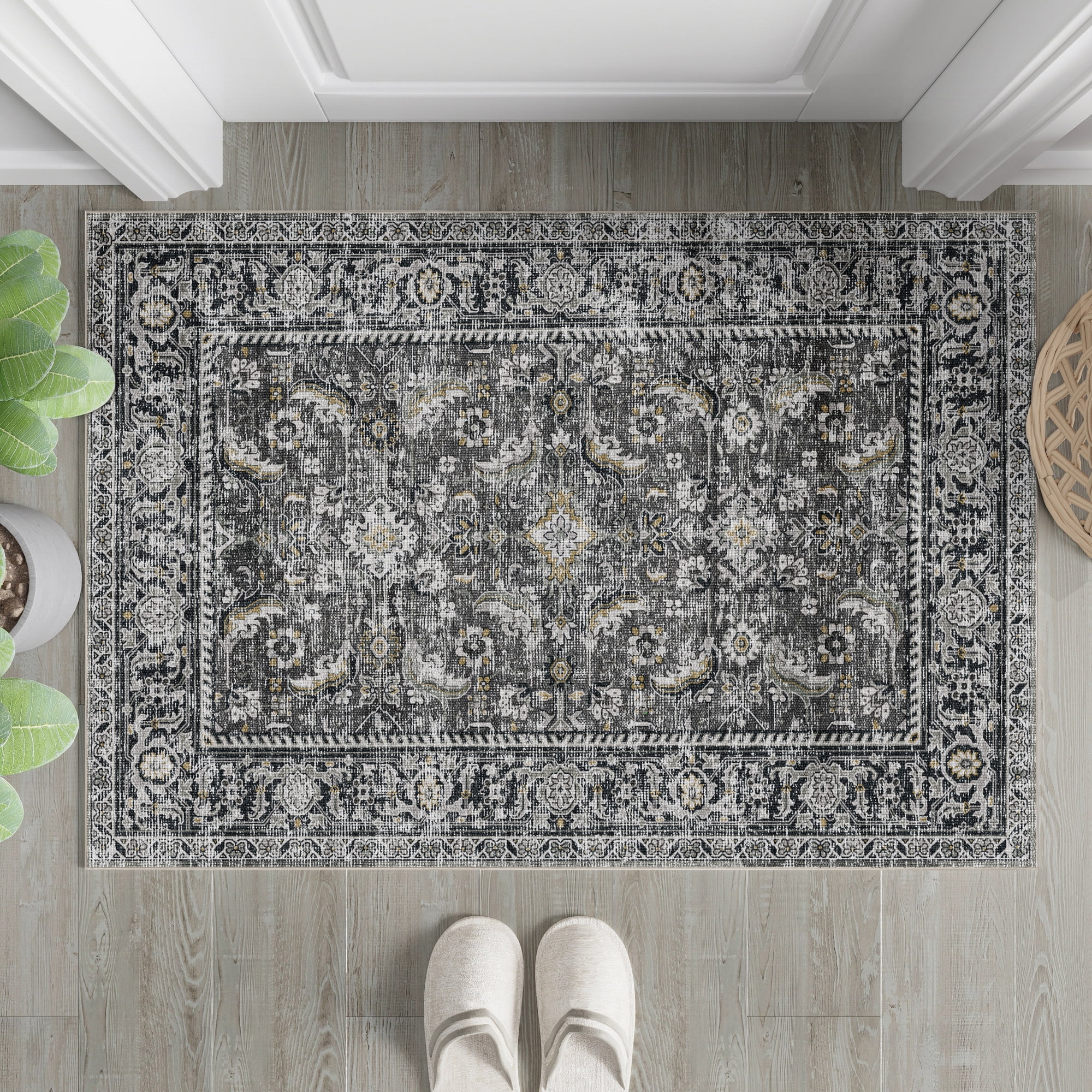 BERTHMEER 2'x3' Small Black Area Rugs for Bathroom Bedroom Entryway ...