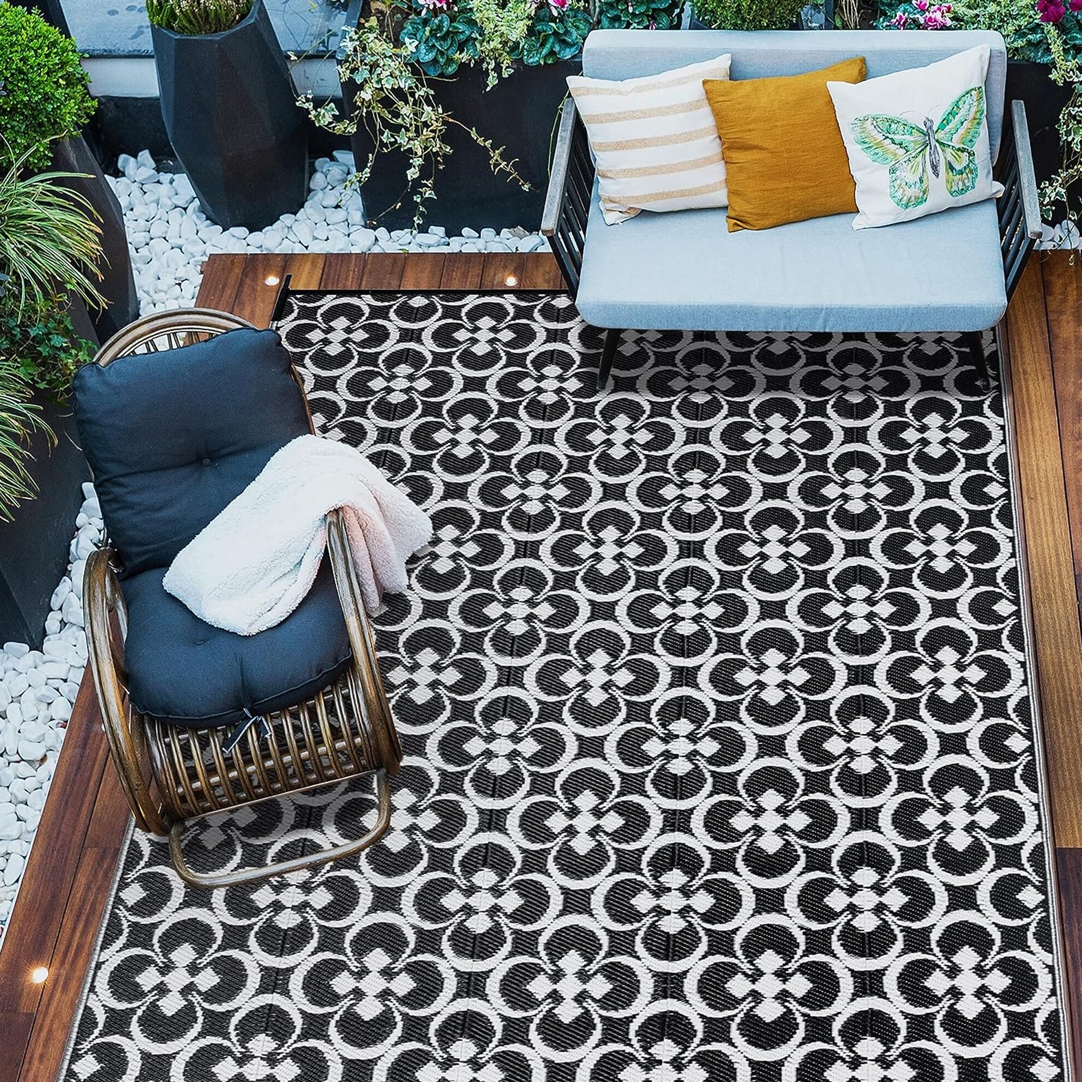 Outdoor Rugs 6'x9' Plastic Straw on Sale Clearance Reversible Waterproof Patio Rugs Geometric Lightweight Carpets for RV Camping Deck Balcony Beach Picnic Porch, Black White