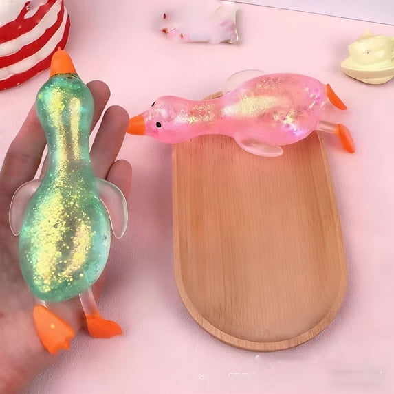 BESTSKY Cute Duck Squashy Stress Ball,Soft Duck Stress Relief Ball Squashy Ultra Squashy and Moldable Slow Rise Relaxing(Green)