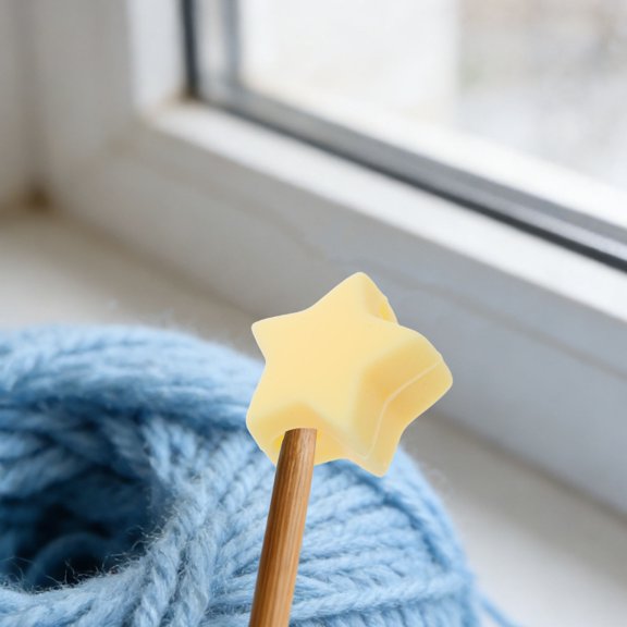 BESTYASH 10Pcs Silicone Knitting Needle End Caps Yellow Portable Star Shaped Needle Protectors