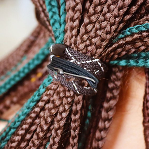 BESTYASH 12-Piece Black Hair Clips and Ponytail Hooks Set for Easy Styling and Secure Hair Hold