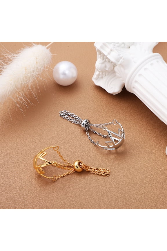 2-Pack Hollow Crystal Cage Pendant Holders, Elegant Jewelry Display Accessories for Necklace Organization and Presentation