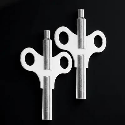 BESTYASH 2Pcs Mechanical Desk Clocks Key with Antique Design for Home Decor
