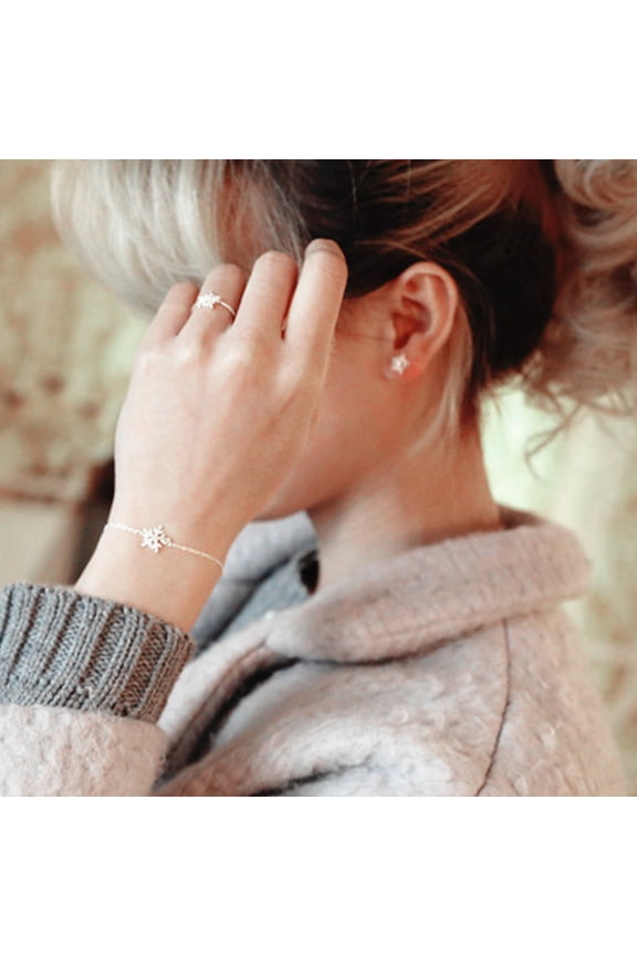 2Pcs Stylish with Snowflake and for Lasting Beauty