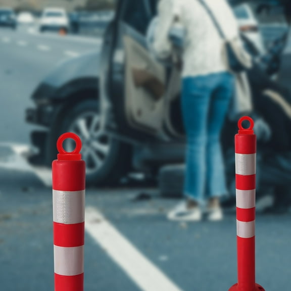 BESTYASH 4Pcs Guardrail Post Caps Red with Reflective Strips Easy Install Pe Polythene Safety Covers