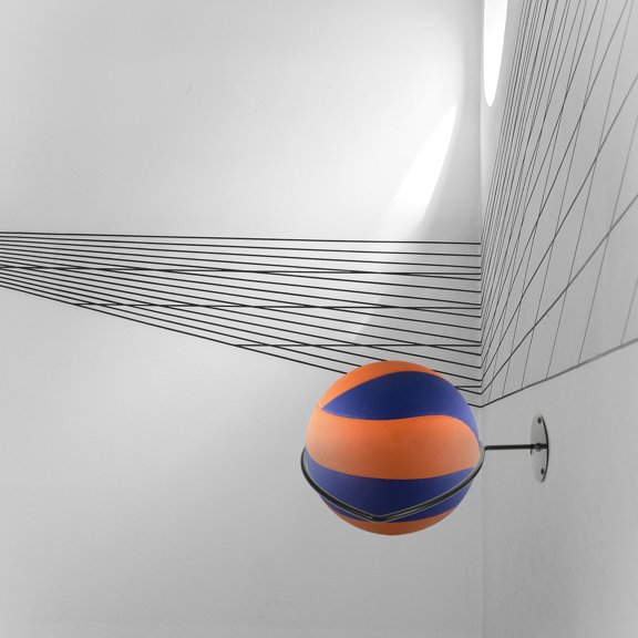 BESTYASH Black Cast Iron Wall Mounted Ball Holder Rugby Display 1Pcs