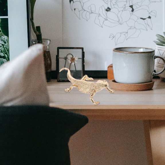 BESTYASH Golden Metal Lizard Sculpture Decorative Reptile Model for Desk Shelf Or Table Display