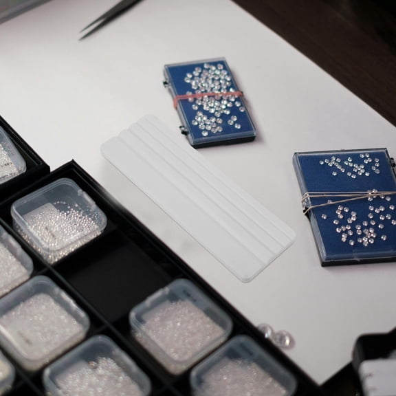 BESTYASH Professional Jewelry Sorting Board with Bead Color Slots for Accurate Rhinestone Grading and Storage
